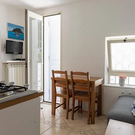 Del Mare Apartment *